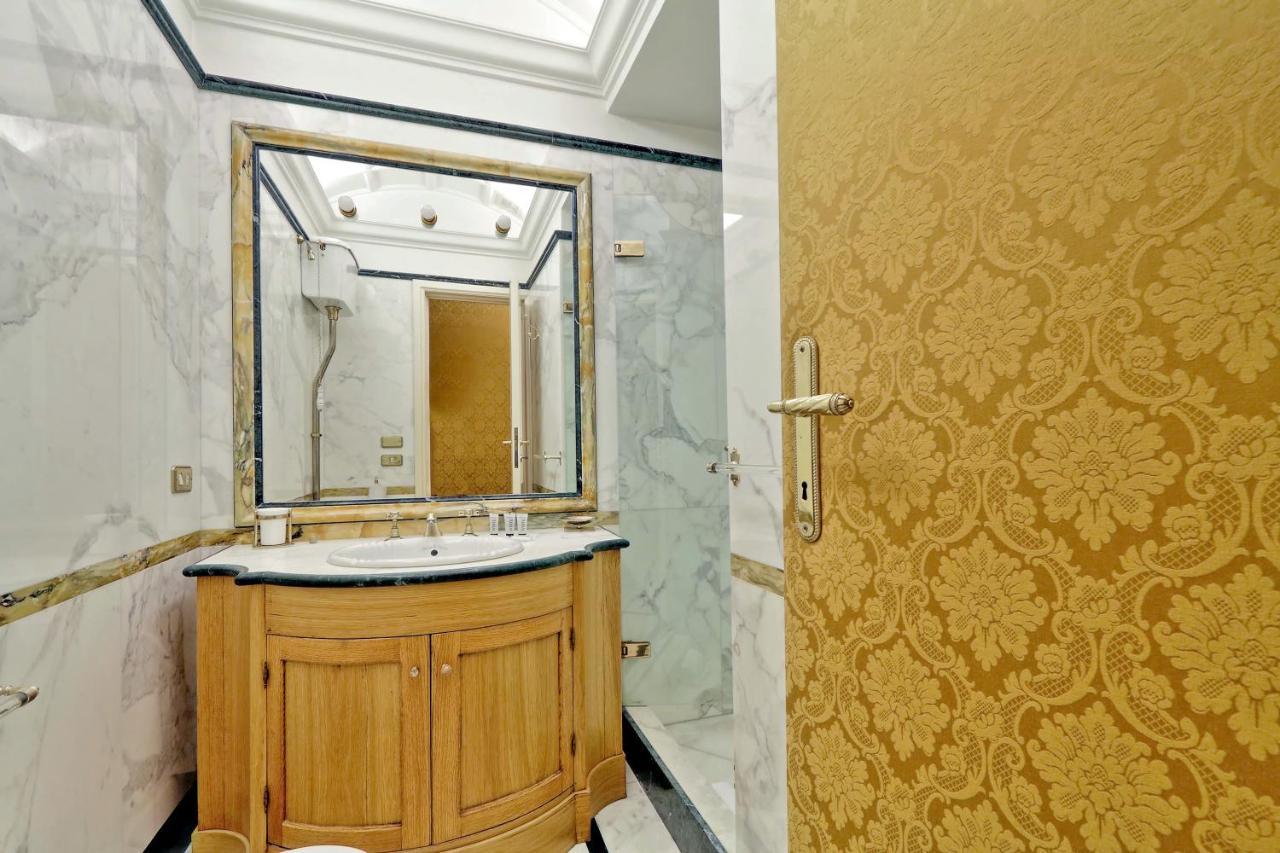 Appartamento Elegant Nearby Trevi Fountain *